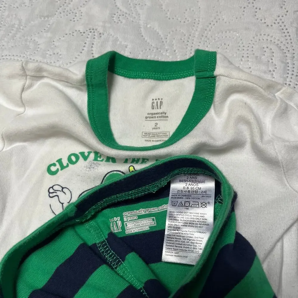 Gap Organic Shamrock Rainbow PJs Size 2